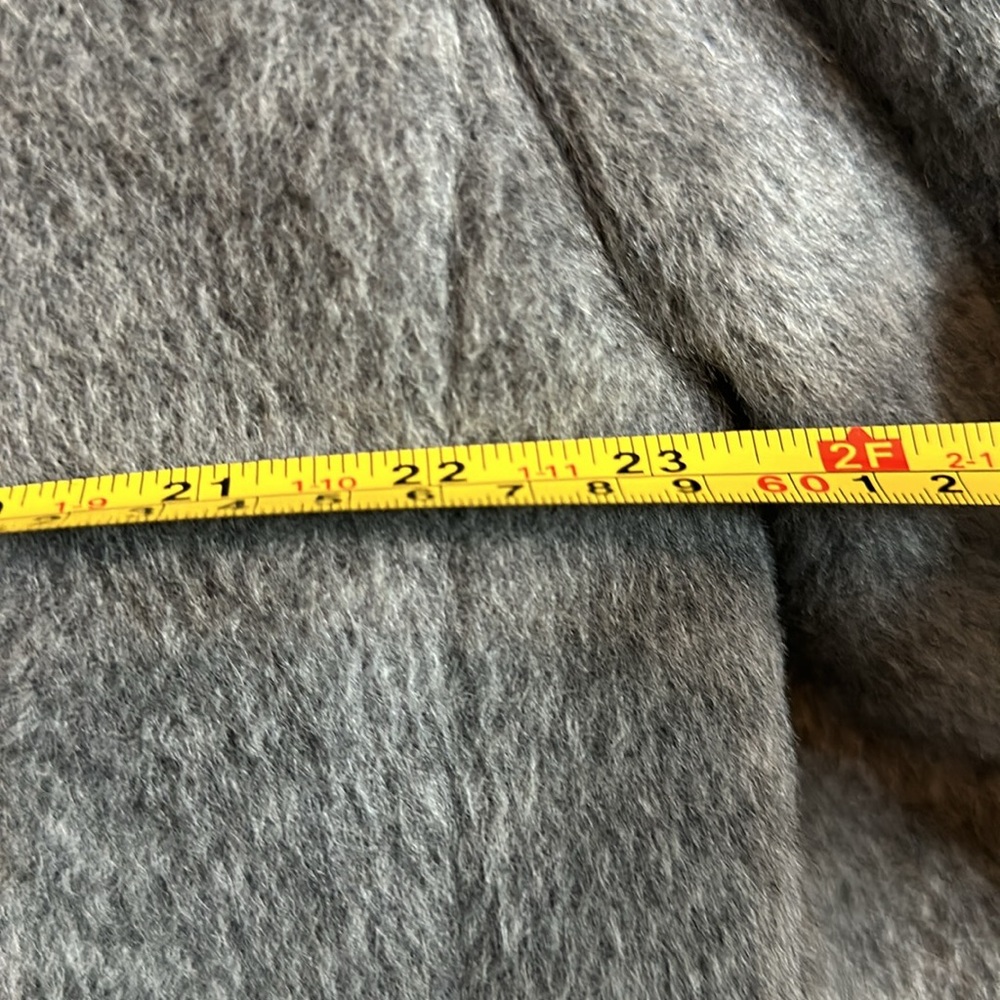 BB—Cole Haan jacket - Picture 13 of 15